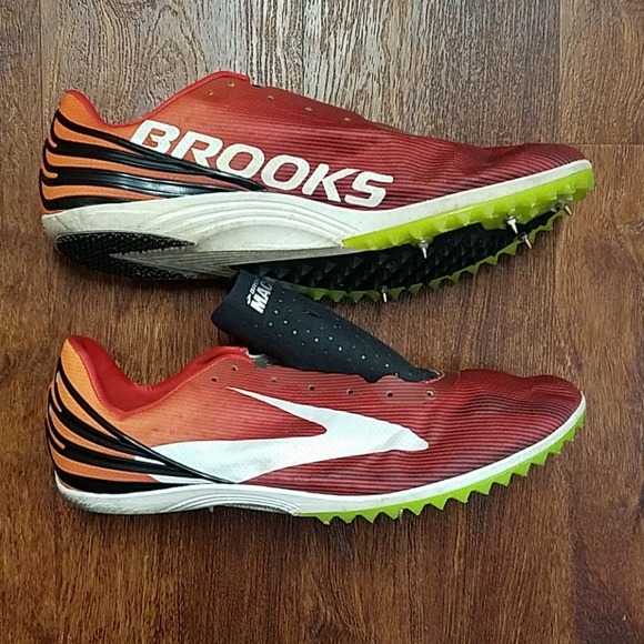brooks mach 11 2018